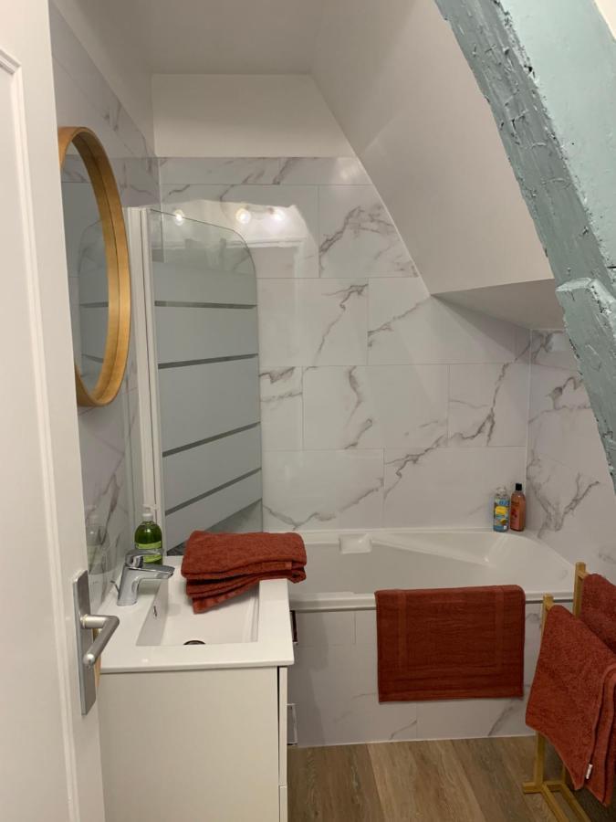 Charmant Appartement Renove Bayeux Eksteriør billede